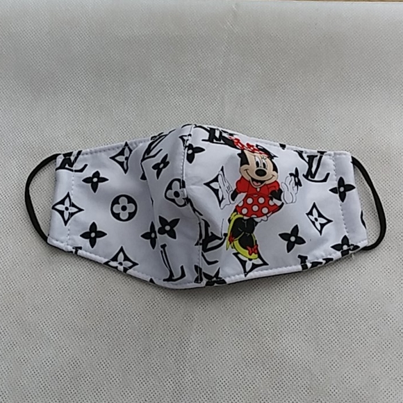 Minnie Mouse face mask with filter inside - Picture 1 of 7